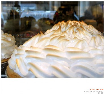 Key Lime Pie를 지나칠 수 없어