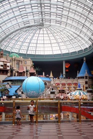 Lotte World Once Again